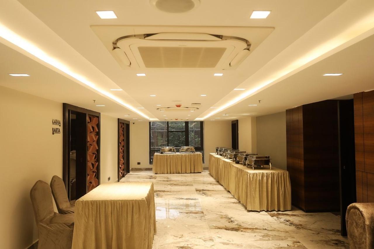 Hotel Noah Spire Agartala Exterior foto